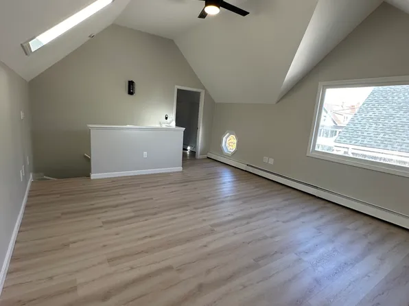 3 Northend Ave #2, Salem, MA 01970