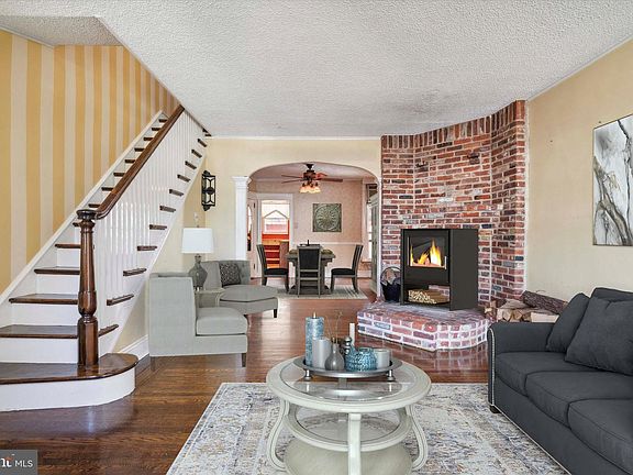 3rd image of 3504 Shelmire Ave