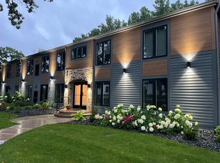 4415 Valley View Rd #2B-2BA-967SQFT, Minneapolis, MN 55424