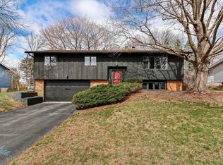 4526 Pawnee Pass, Fitchburg, WI 53711