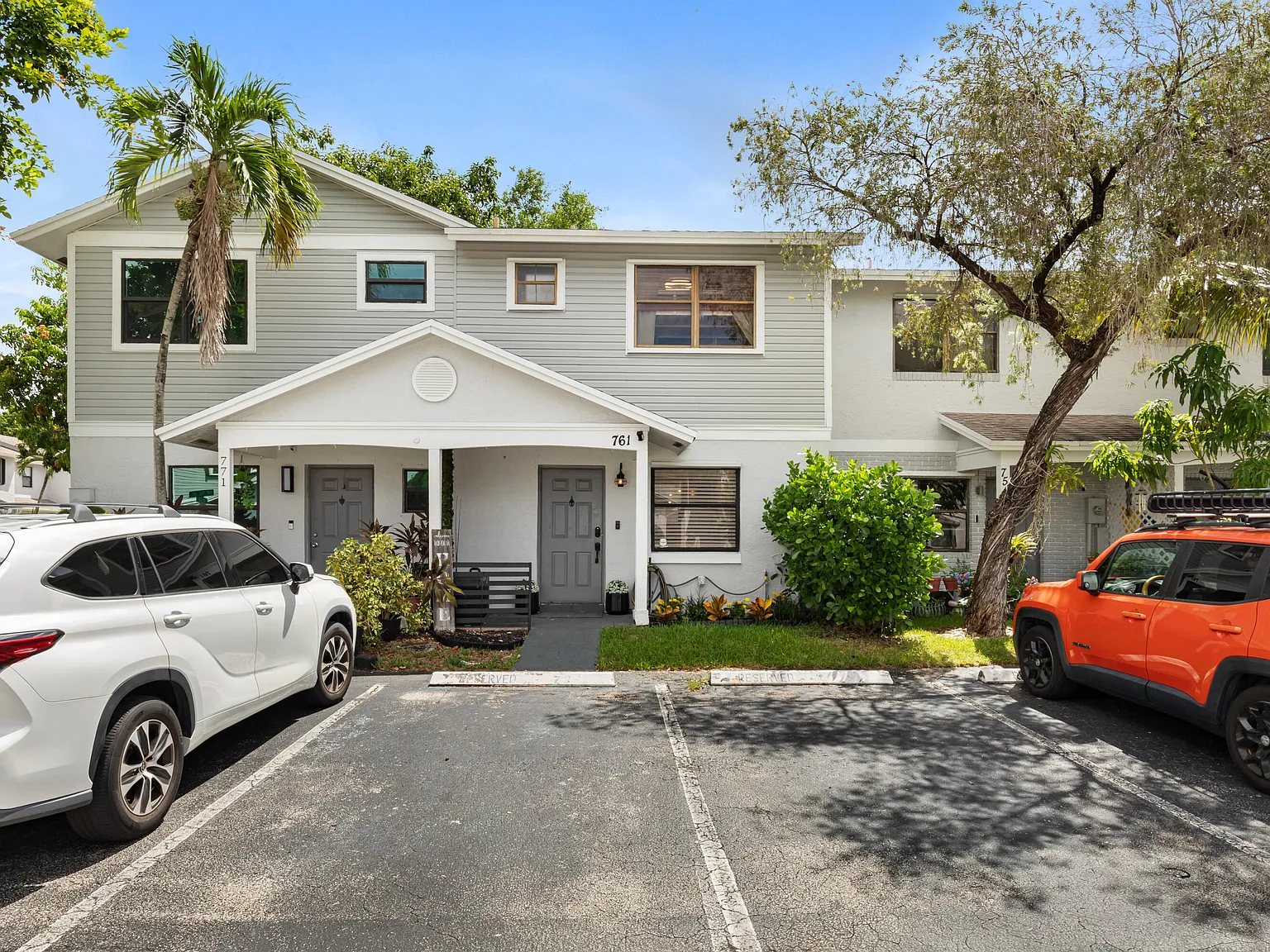 2 bed, 2.5 bath, 1172 sqft, $2,950 — Photo 1