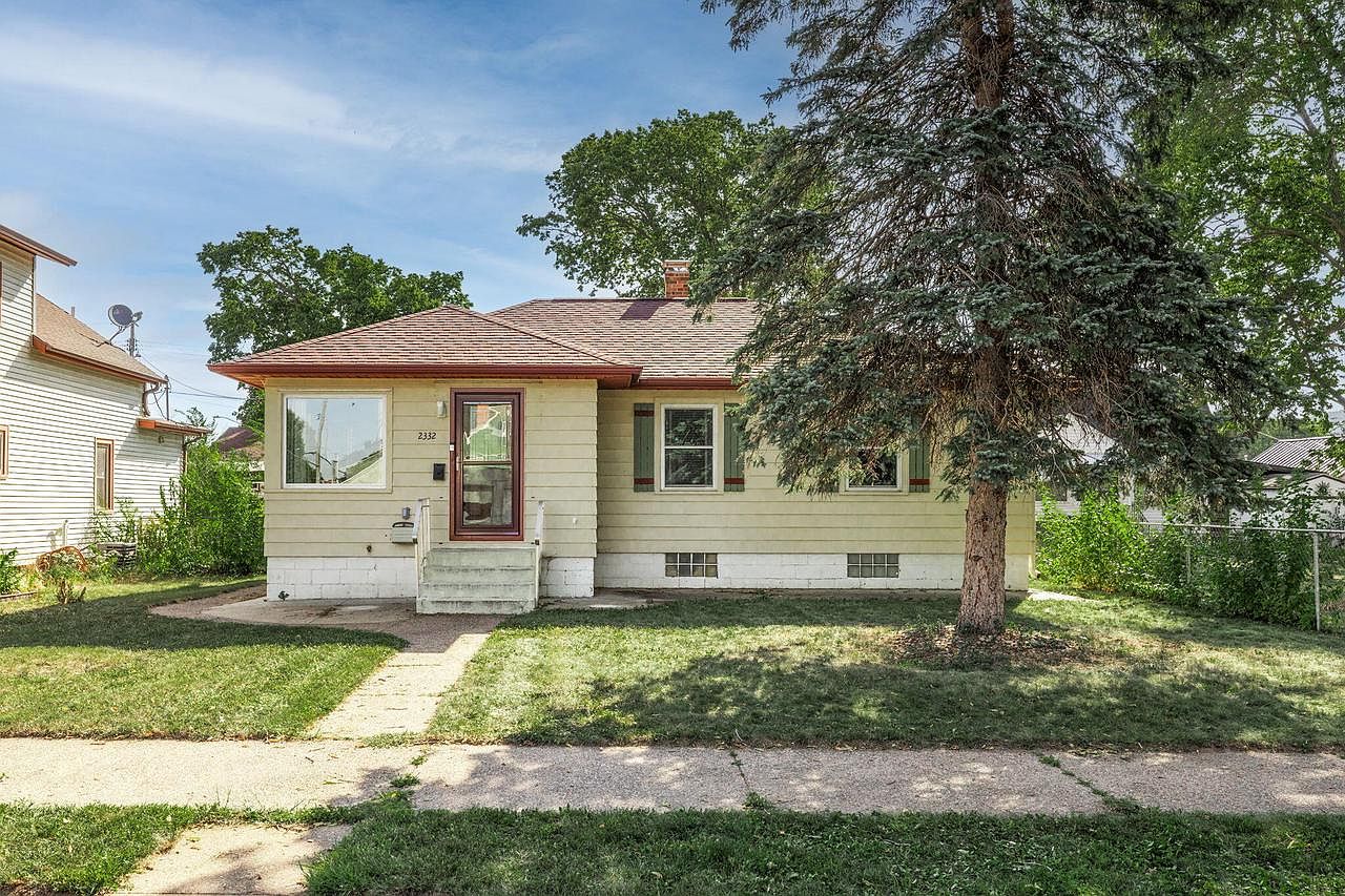 2332 Onalaska AVENUE, La Crosse, WI 54603 Zillow