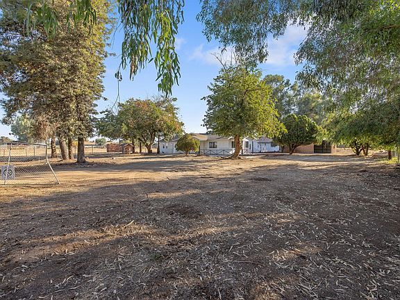 2nd image of 20288 Road 196