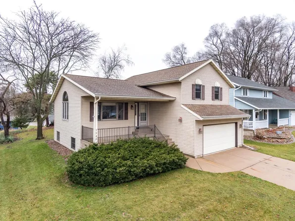 1943 SANDALWOOD DRIVE, Onalaska, WI 54650