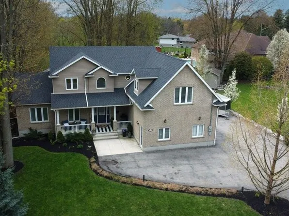 76 Kennedy Rd, Woolwich, ON N0B 1M0