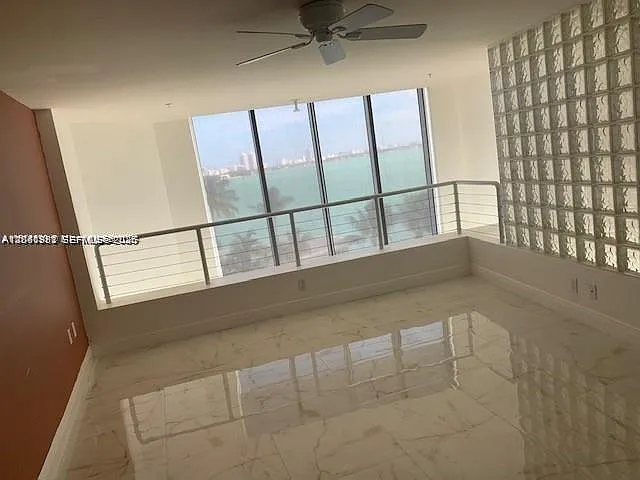 2000 Bay Dr #403 — Photo 8