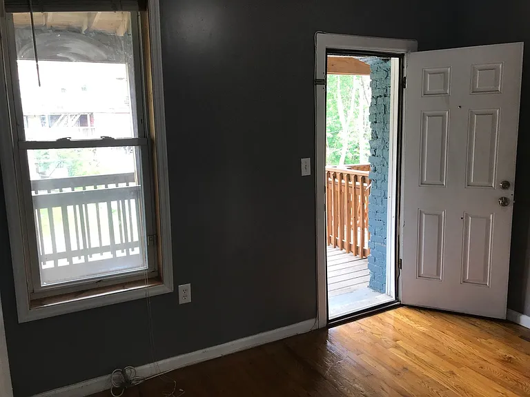 47 Elberon Pl — Photo 1