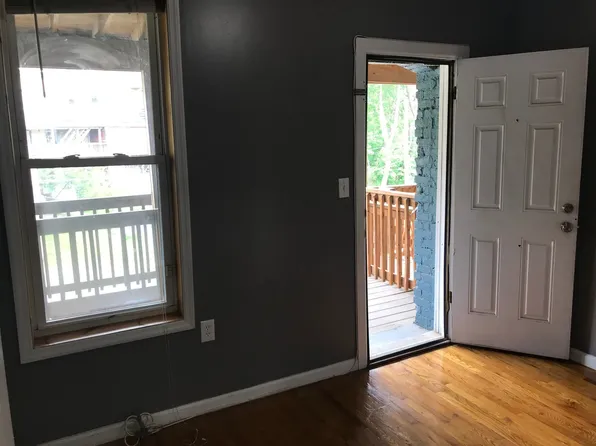 Comfy 2/3 Bedroom apartments, 47 Elberon Pl #2, Albany, NY 12203
