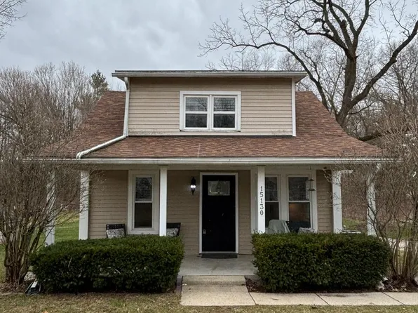 15130 Roach Dr, Linden, MI 48451