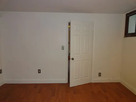 Rented by Halvatzis Realty | media 5