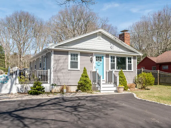 16 Harborview Drive, East Falmouth, MA 02536