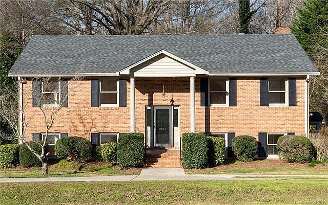 1st image of 2121 Winterlake Dr