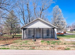 217 N Green St, Providence, KY 42450