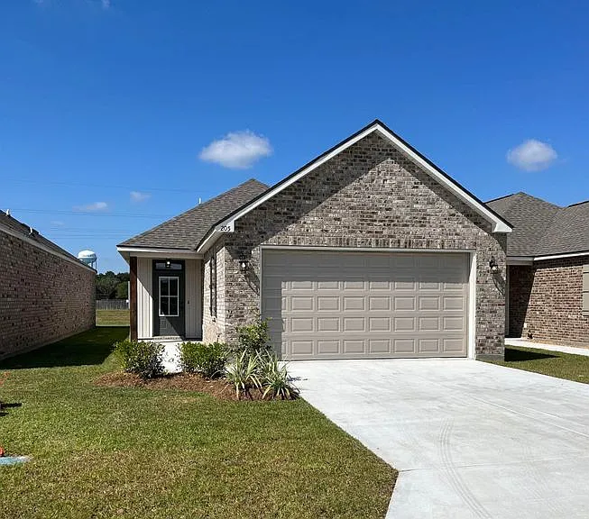 205 River Mill Dr — Photo 1