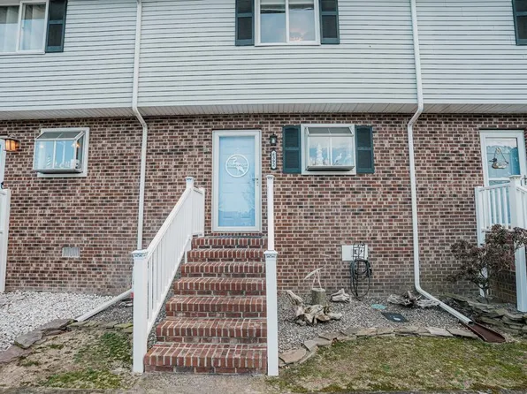 6392 Teal Ln, Chincoteague, VA 23336