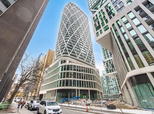 230 Simcoe St #2518-C01, Toronto, ON M5T 0G7