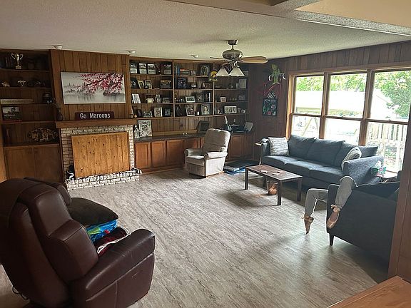 4th image of 4206 Western Hills Dr