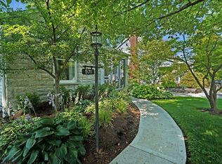 571 Brevoort Rd, Columbus, OH 43214