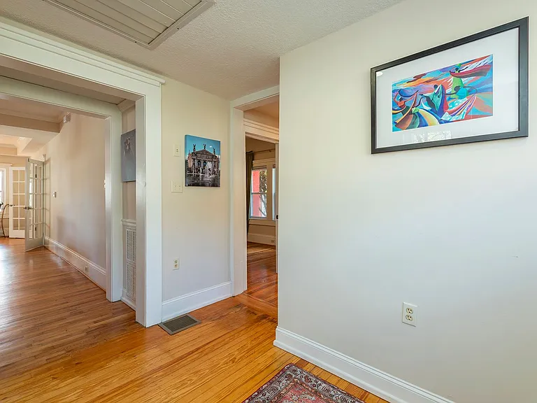 829 Montreat Rd — Photo 26