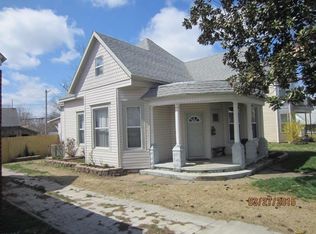 508 4th St, Monett, MO 65708