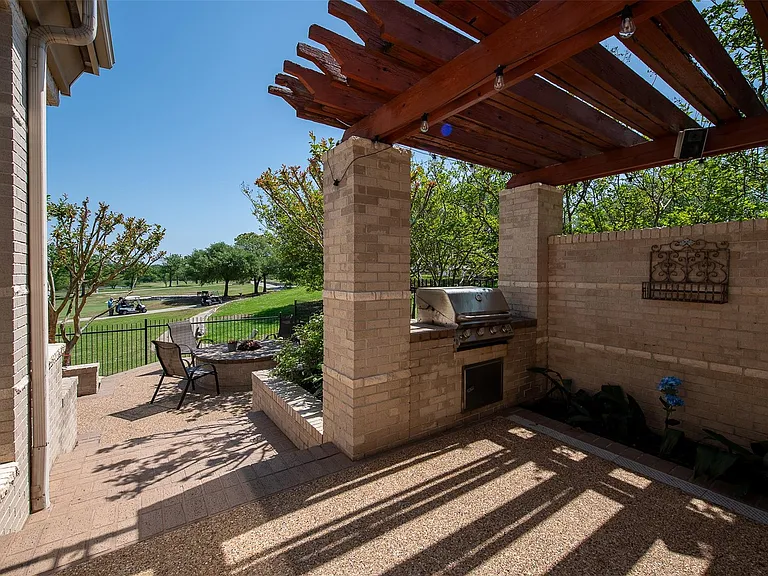 4776 Stonebriar Cir — Photo 43