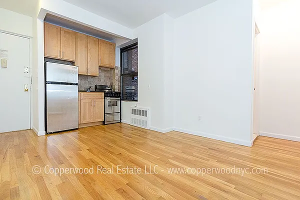 Rented by Copperwood Real Estate | media 12