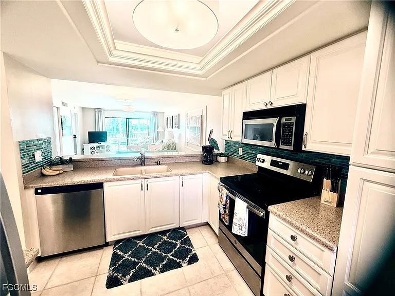 12171 Kelly Sands Way #1577 — Photo 6