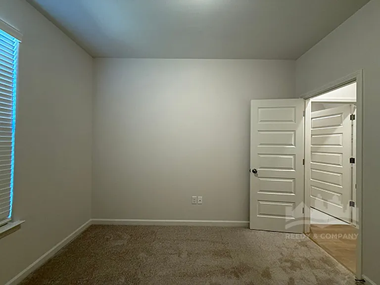 340 Chesnut Ridge Cv — Photo 15
