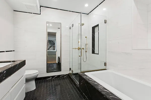 Rented by Compass | media 16