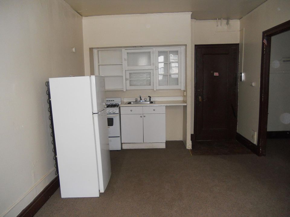 1st image of 520 Virginia St APT 37