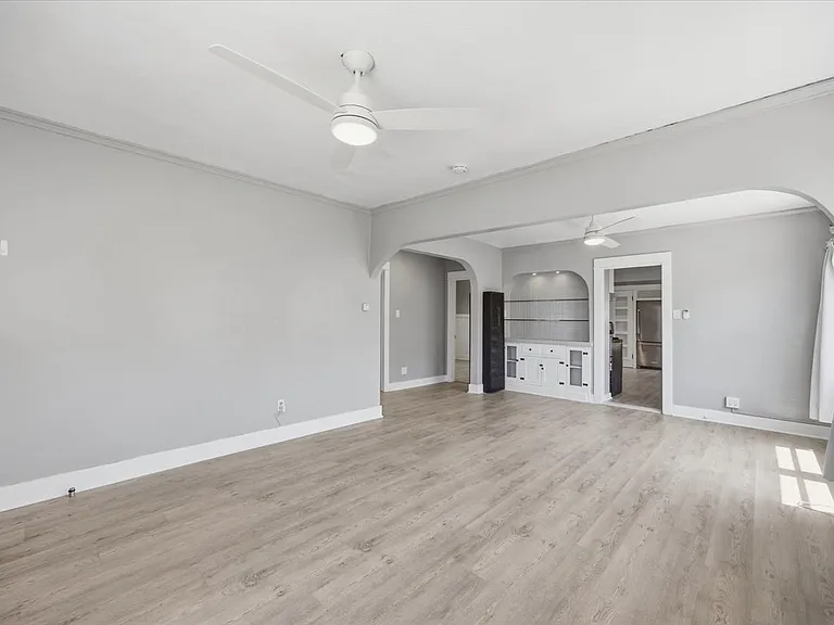 744 Flower Ave — Photo 44