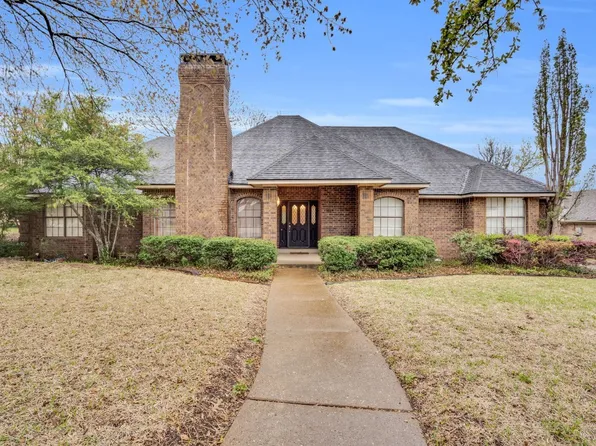 719 Meadowbrooke Cir, Duncanville, TX 75137