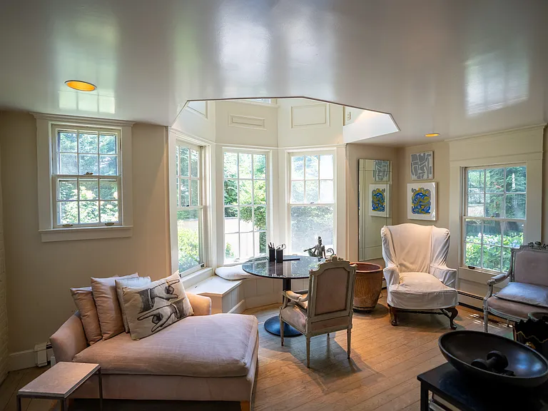 4 Cozzens Ln — Photo 13