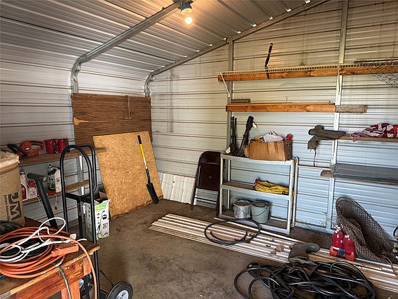 4th image of 420362 E 1141st Rd