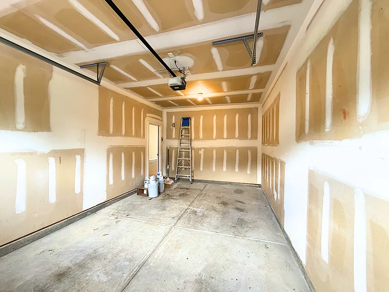 2541 Spring Oaks Way — Photo 62