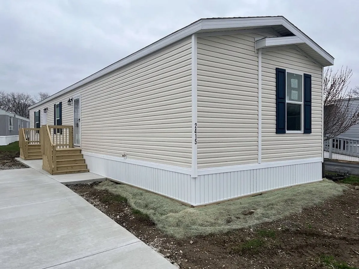 Building Photo - 2415 W Dundee Dr