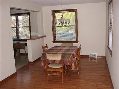 3rd image of 1414 Newcastle Ave