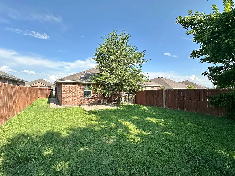 6410 Temora Loop — Photo 29