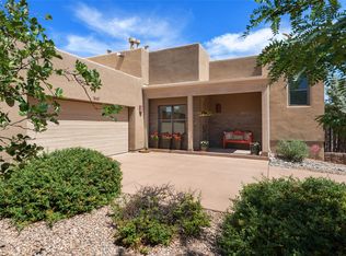 1640 Villas Loop, Santa Fe, NM 87506