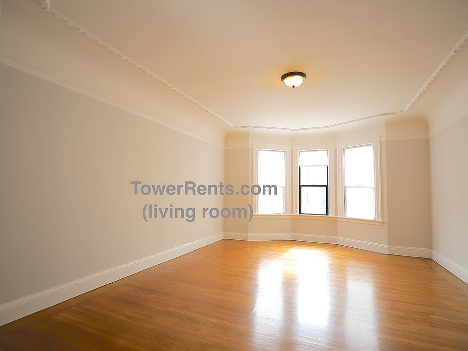 1st image of 2452 Fillmore St APT 1