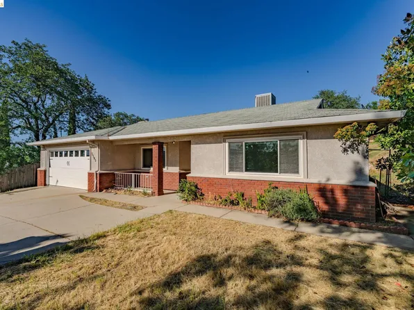 3595 Arrowhead St, Copperopolis, CA 95228
