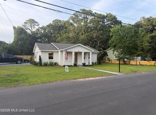 1803 Parsley Ave, Pascagoula, MS 39567