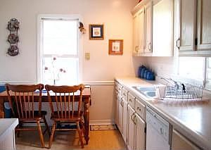 Eat-In Kitchen with Laminate Floor