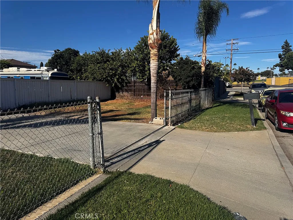 3 bed, 1654 sqft, $4,500 — Photo 3