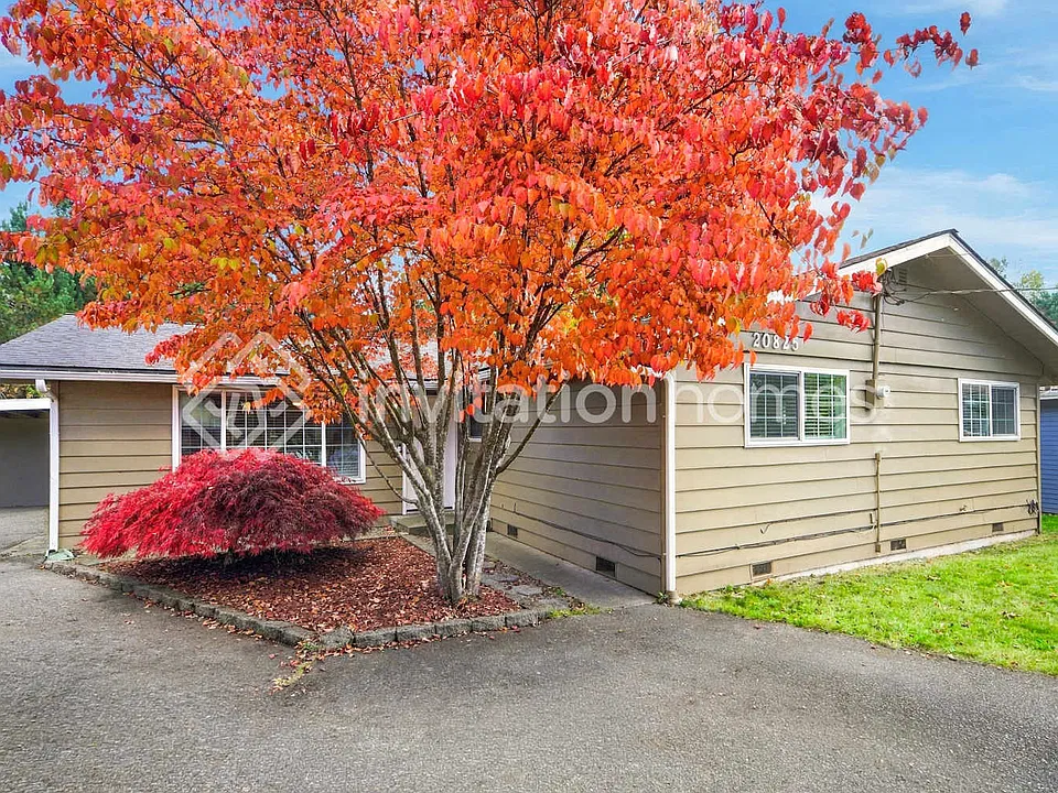 20825 58th Pl W