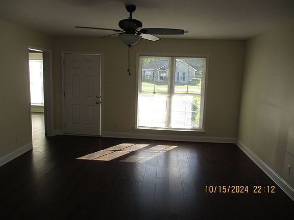 4th image of 1219 Ball Park Ave NE