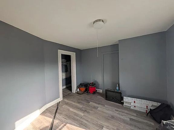 5th image of 245 Brooks St #2L