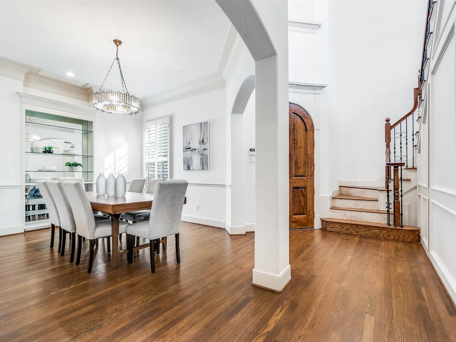 4 bed, 3.5 bath, 3561 sqft, $5,950 — Photo 3