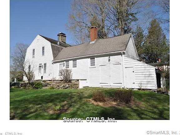 3rd image of 34 Tolland Grn