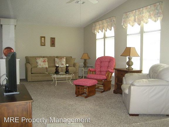3rd image of 1612 Bayhill Dr
